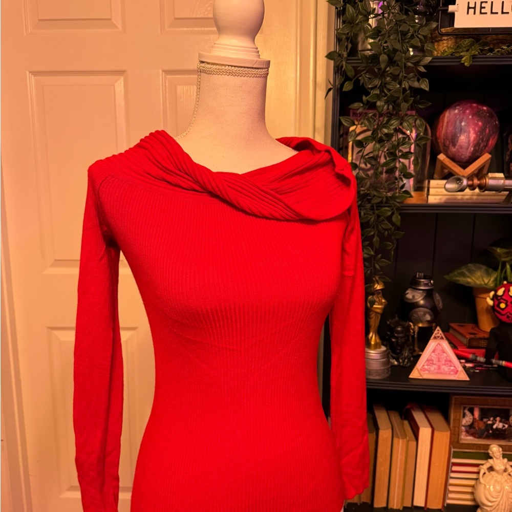 Red guard top